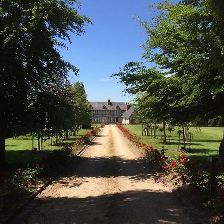 La Gloriette Gite Situe Dans La Propriete Dun Magnifique Manoir Vatteville Zewnętrze zdjęcie